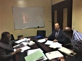 ProComSat contract signature with Niger Telecom's CEO for their broadband ISP